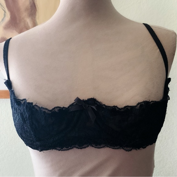 SOLD❌nwot Dreamgirl Black Lace Cupless Bra size 32 - Picture 5 of 5